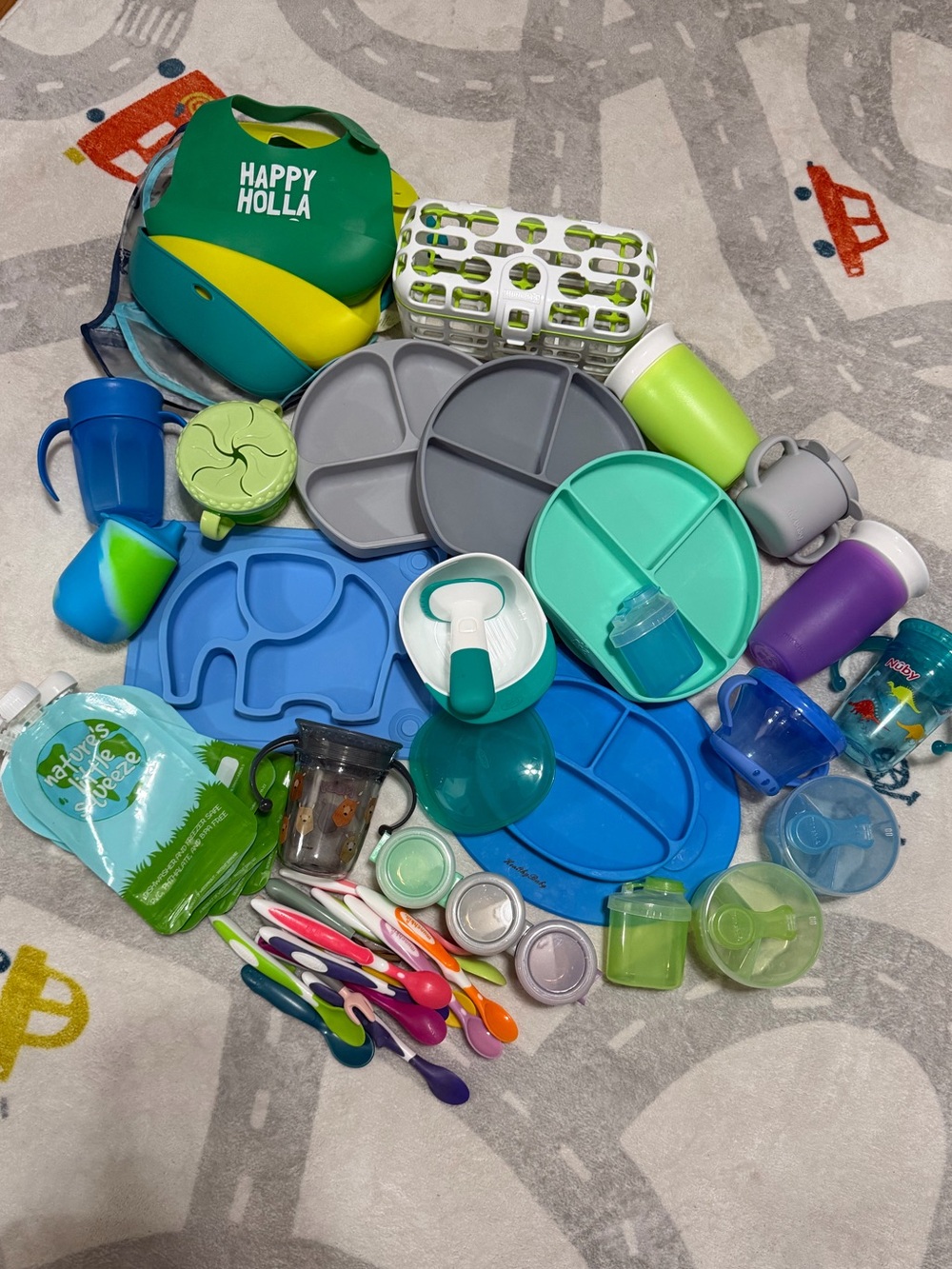 Huge Meal Time Baby Toddler Meal Lot Silicone Bib Cups Plates & Feeding Set